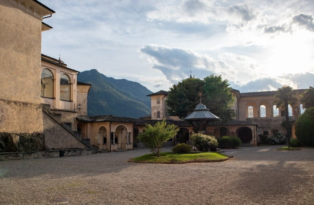 Square with the Fountain of the Resurrection, the final point of the pilgrimage in the New Jerusalem to the Sacro Monte of Varallo