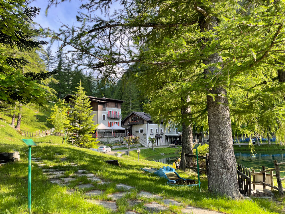 Hotel Lago del Laux