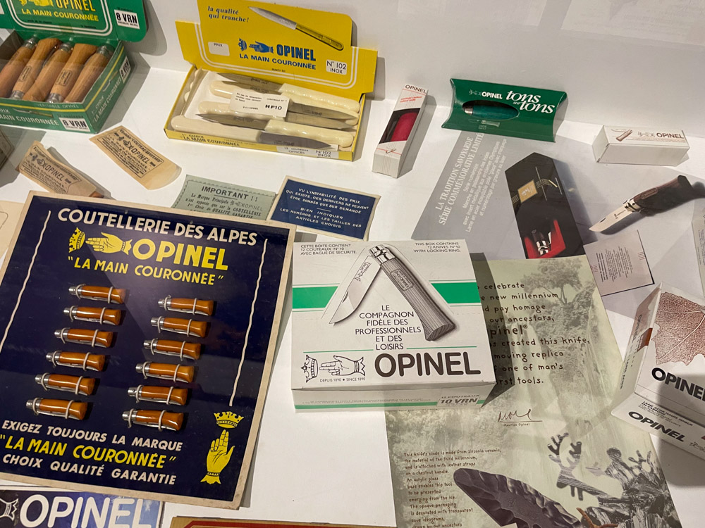 Packaging of folding knives at the Opinel Museum in Saint-Jean-de-Maurienne