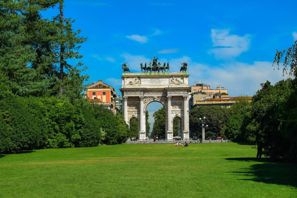 Arch of Peace (Arco della Pace) at Parco Sempione in Milan