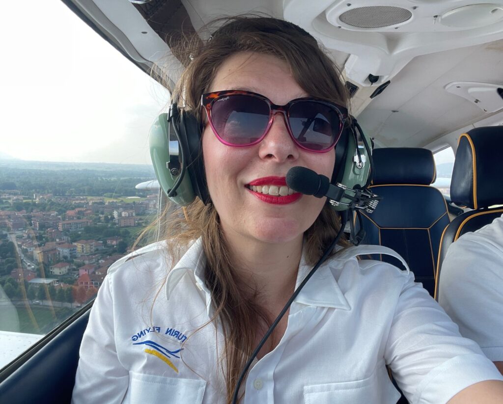 Paola Bertoni during a flying lesson at the Turin Flying Institute