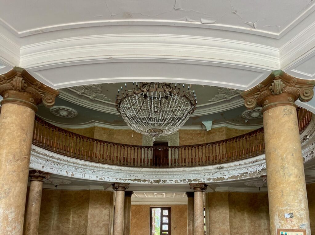 The famous crystal chandelier in the lobby of the Metallurgist Sanatorium in Tskaltubo