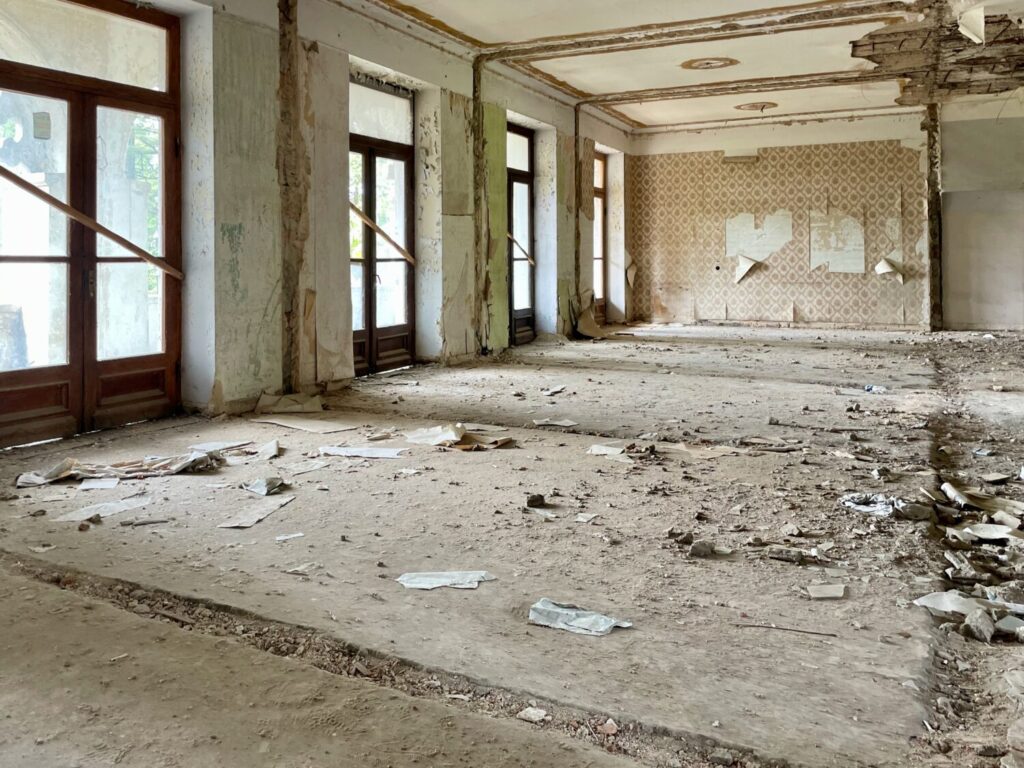 Ruins of the rooms in the Sanatorium Imereti in Tskaltubo
