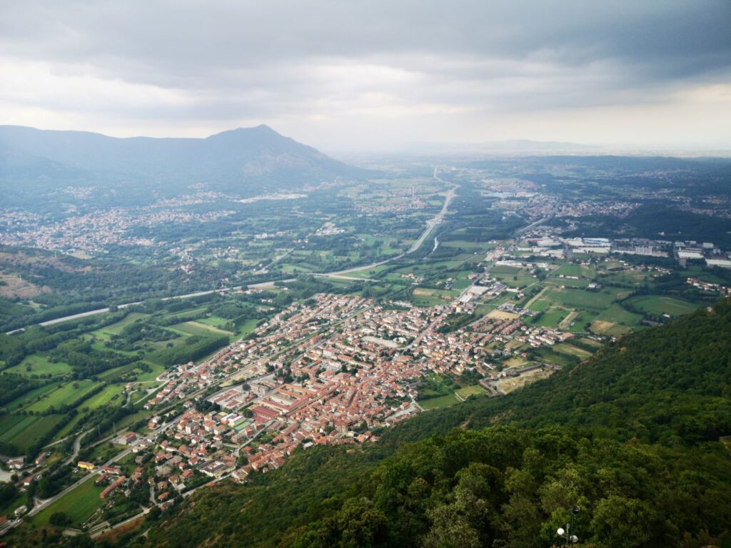 Sant'Ambrogio di Torino seen from above, from a path leading to the Sacra di San Michele