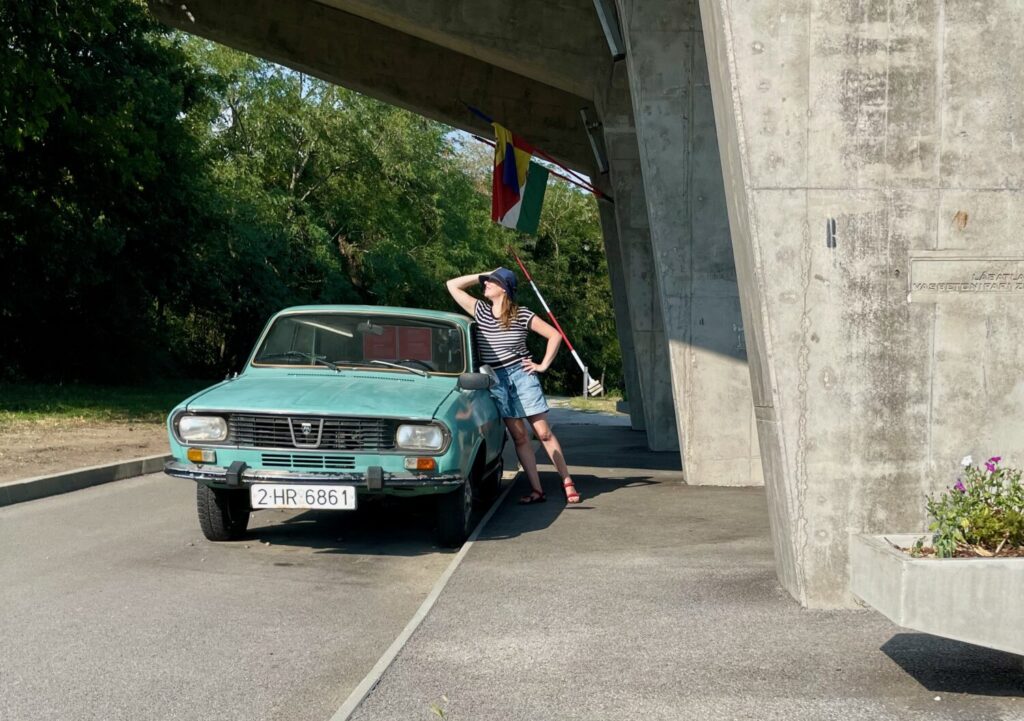 Paola Bertoni at the Hungarian–Romanian border crossing in Skanzen Szentendre, Hungary