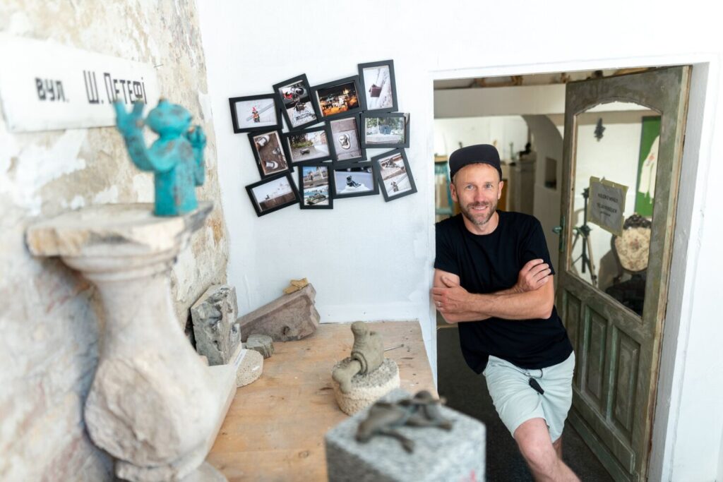 Mihaly Kolodko, credits Istvan Bielik We Love Budapest